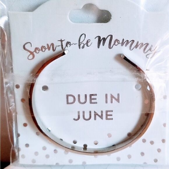 Maternity June Soon To Be Mommy Due In Engraved Bracelet NEW - Picture 2 of 6